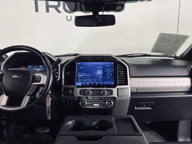 Used 2022 Ford F350 Lariat w/ Chrome Package image 31