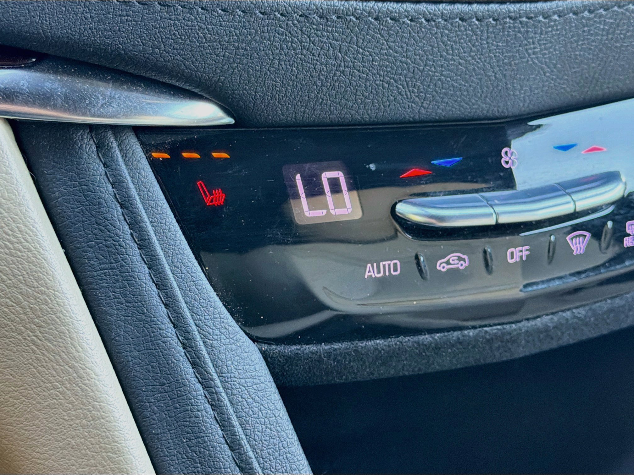 Used 2019 Cadillac XT5 Luxury FWD image 21