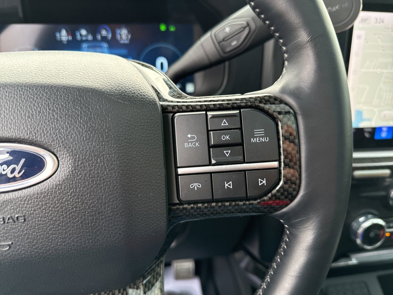 Used 2024 Ford F250 Lariat w/ Lariat Ultimate Package image 36