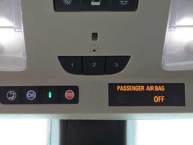 Used 2020 Buick Envision Essence w/ Experience Buick Package FWD image 21
