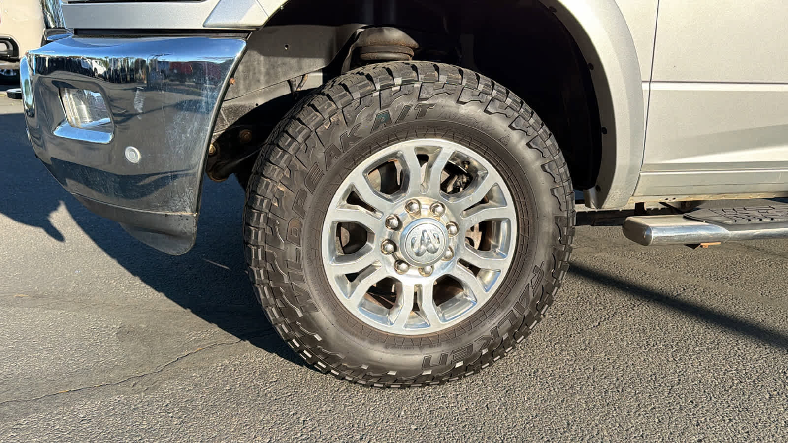 Used 2018 RAM 3500 Laramie w/ Convenience Group image 9