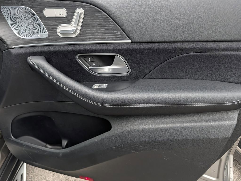 Used 2020 Mercedes-Benz GLE 450 4MATIC w/ 3rd Row Seat Package image 34