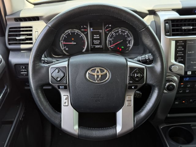 Used 2023 Toyota 4Runner Limited RWD image 14
