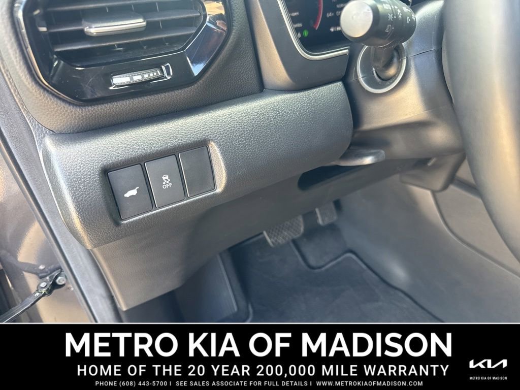Used 2025 Honda Pilot EX-L image 12