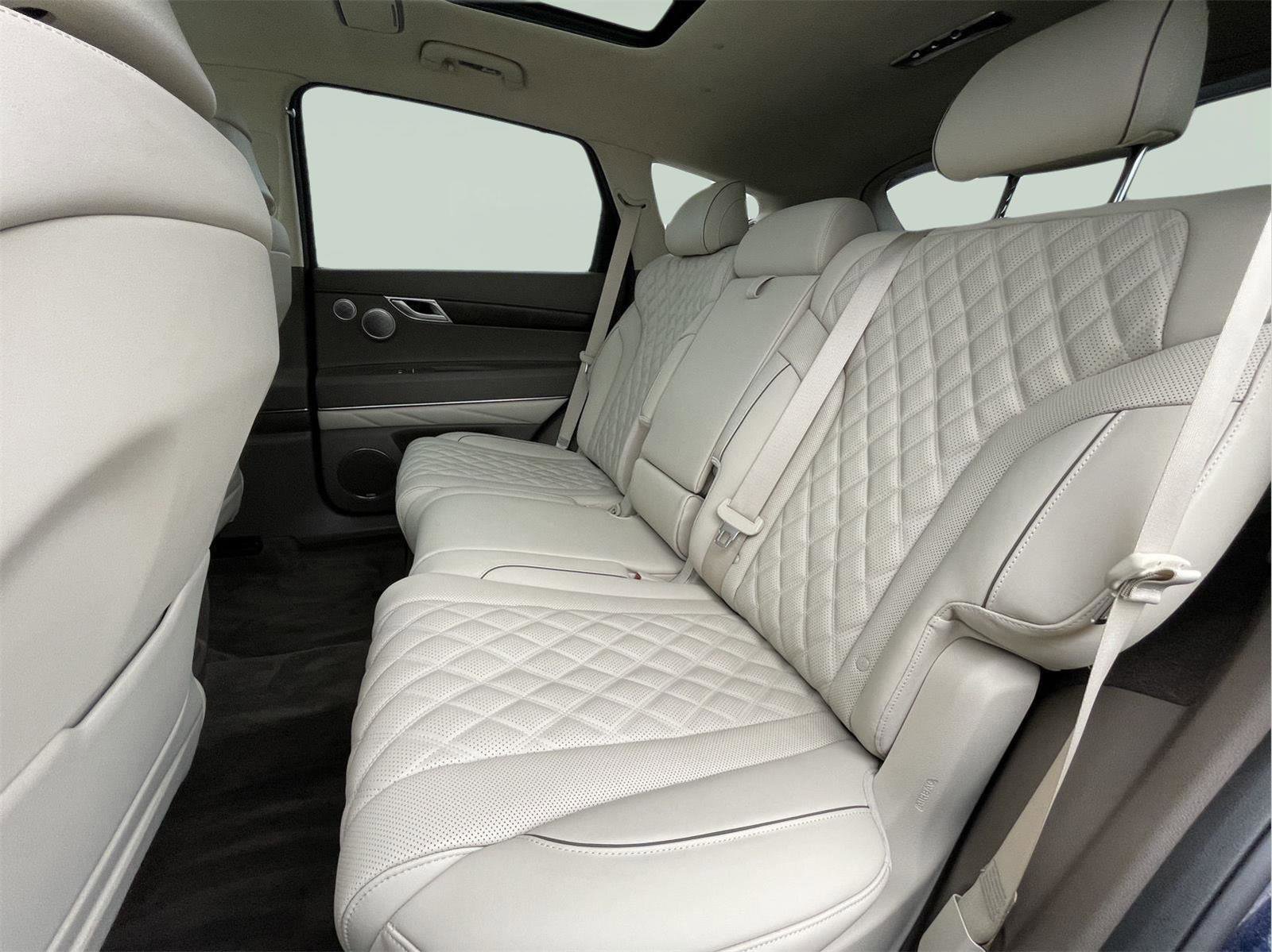 Used 2023 Genesis GV80 3.5T w/ Prestige Package image 16