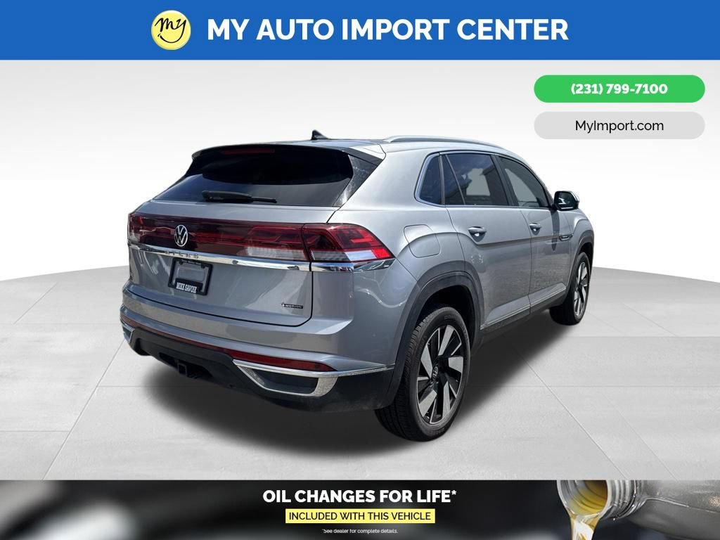 Used 2025 Volkswagen Atlas Cross Sport SEL AWD/4WD image 5