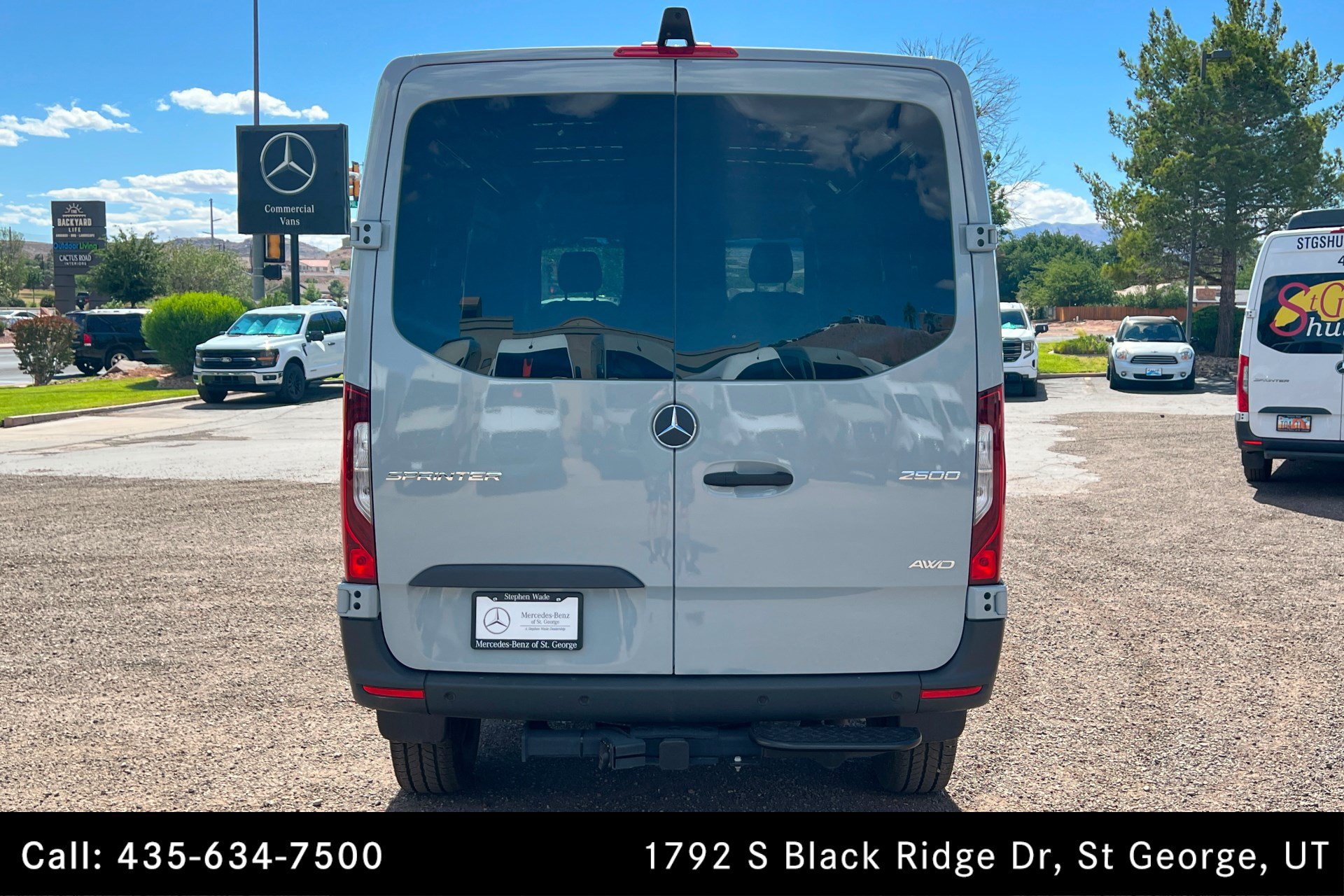 Used 2025 Mercedes-Benz Sprinter 2500 image 4