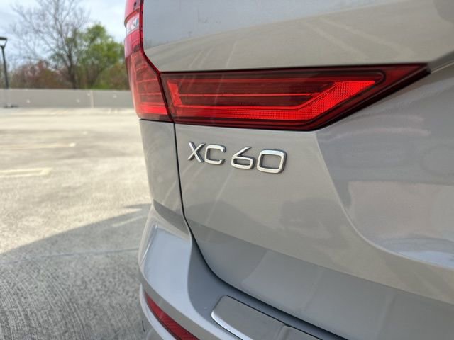 Certified 2023 Volvo XC60 B5 Plus w/ Climate Package AWD/4WD image 38