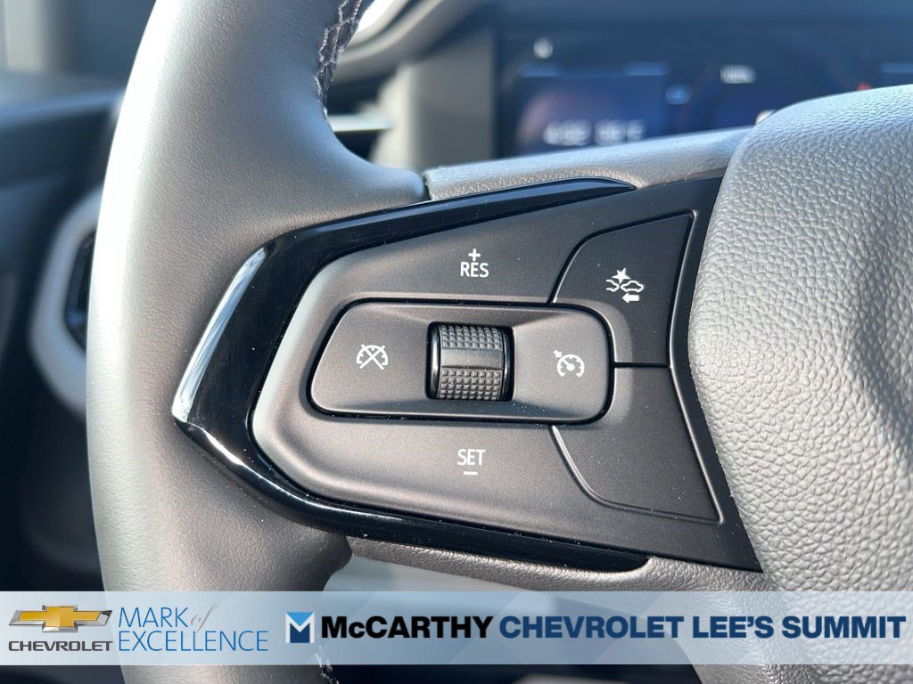 New 2027 Chevrolet Bolt LT w/ Comfort Package FWD image 12