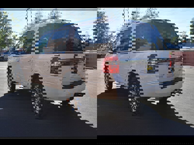 Used 2017 Ford Expedition Limited w/ Equipment Group 301A image 6