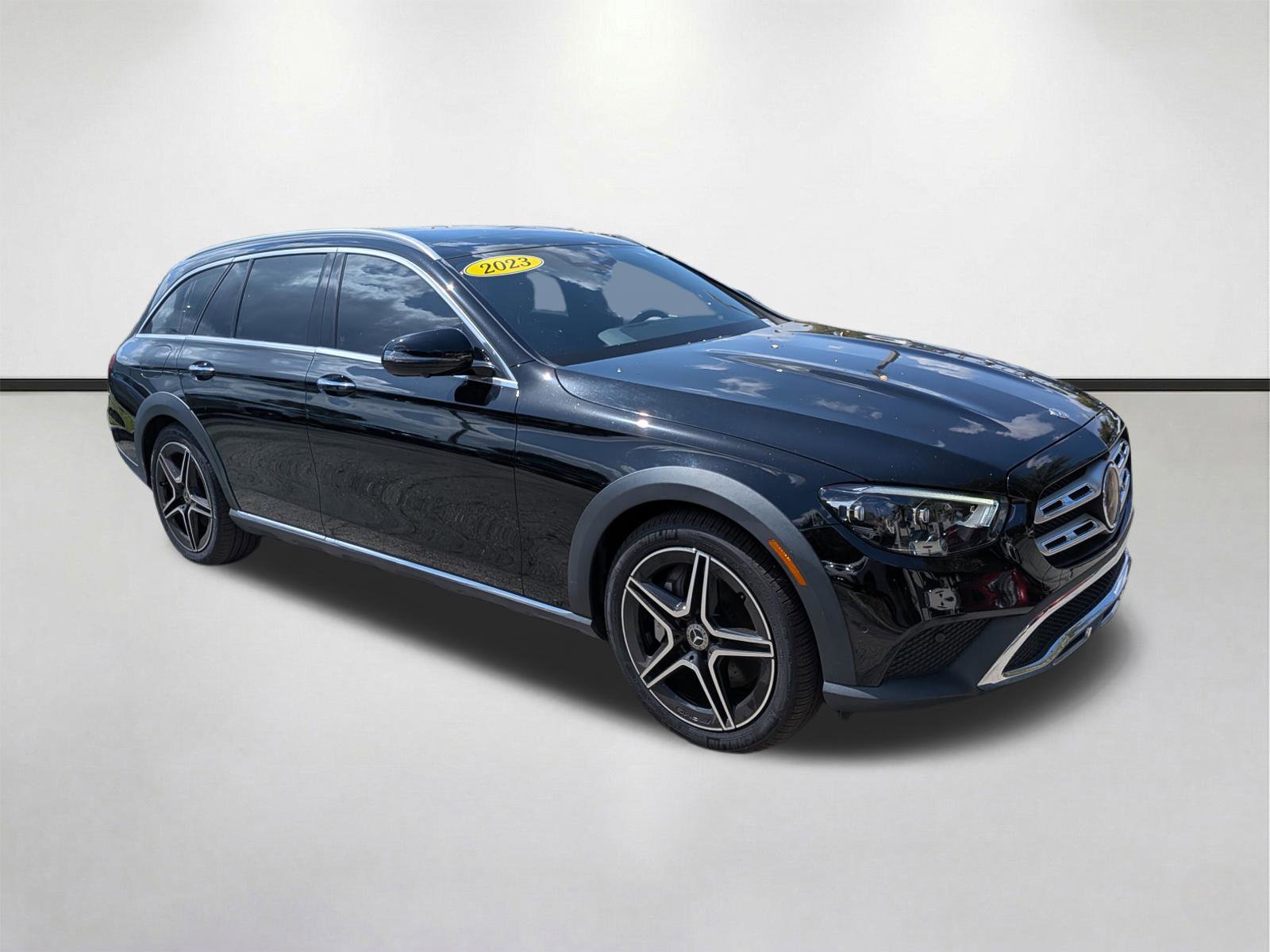 Used 2023 Mercedes-Benz E 450 4MATIC All-Terrain Wagon w/ Premium Package image 2