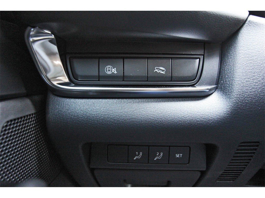 Used 2025 MAZDA CX-30 AWD 2.5 S w/ Preferred Package image 18