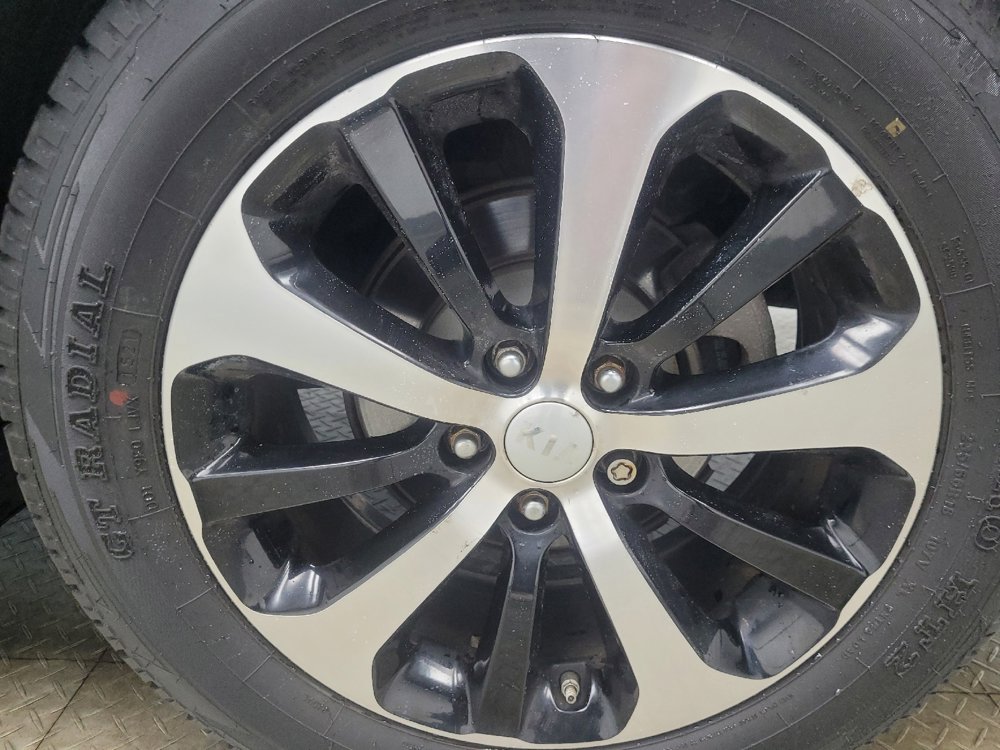 Used 2016 Kia Sorento EX AWD/4WD image 31
