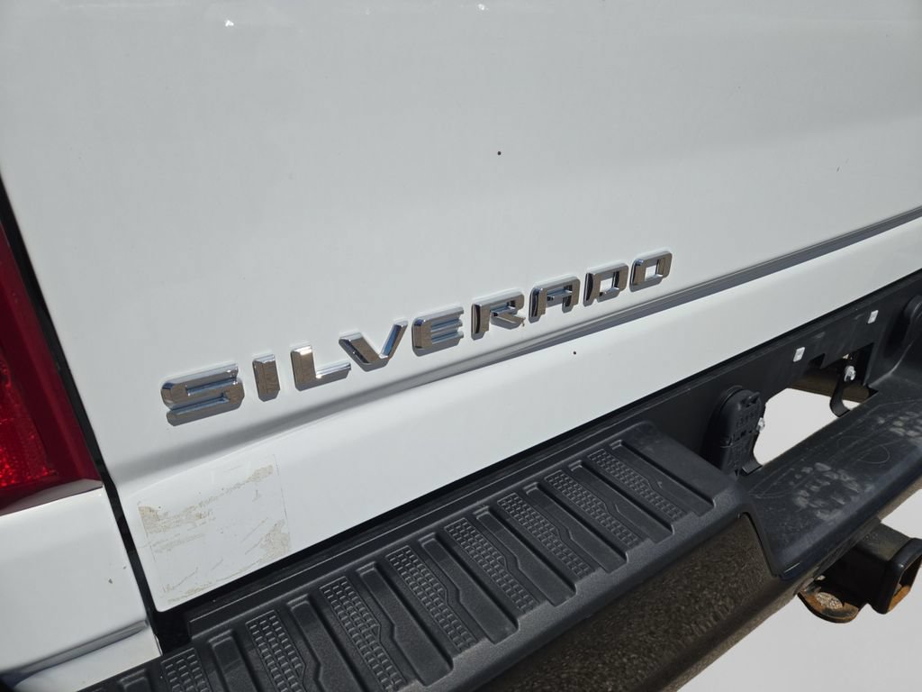 Used 2024 Chevrolet Silverado 2500 Custom AWD/4WD image 12
