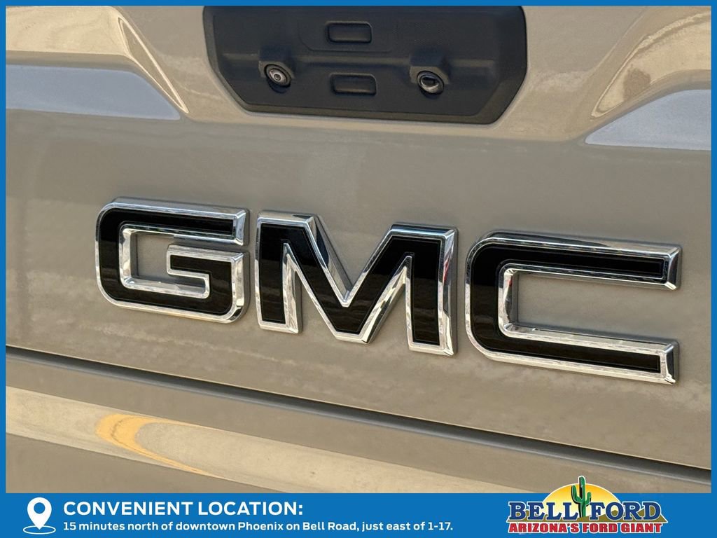 Used 2022 GMC Sierra 1500 Elevation w/ LPO, Elevation Black Package image 10