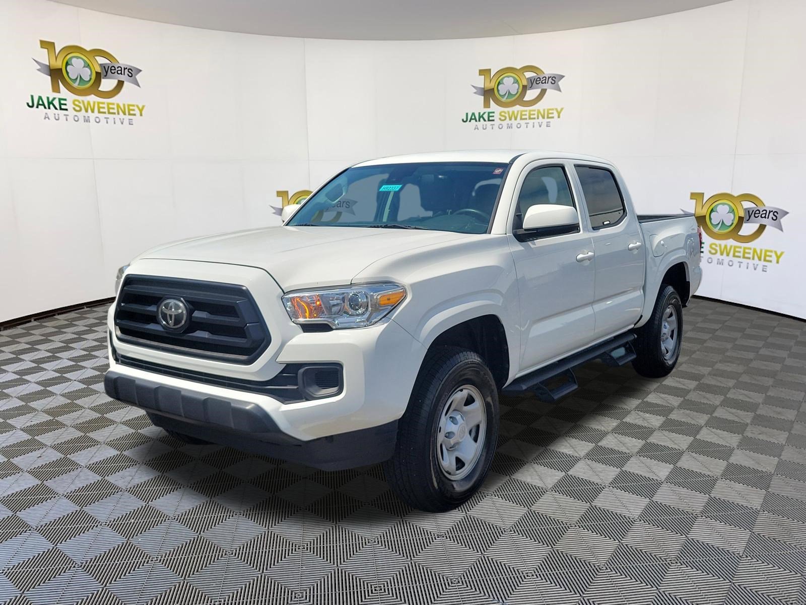 Used 2021 Toyota Tacoma SR image 3