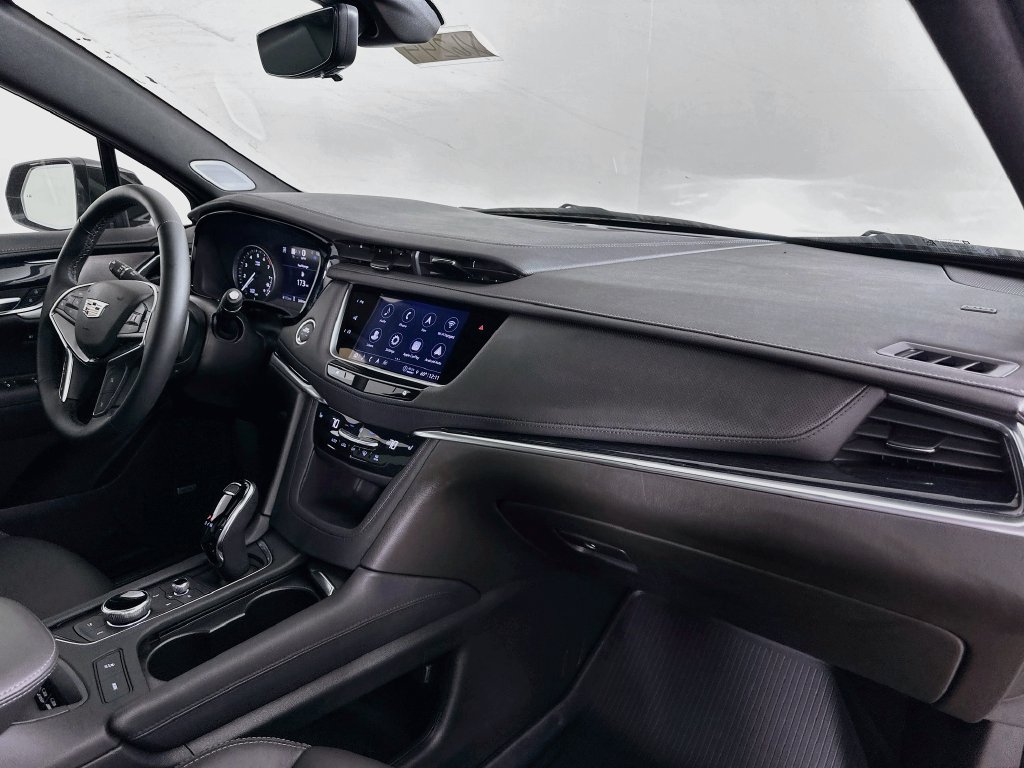 New 2026 Cadillac XT5 Premium Luxury w/ LPO, Floor Liner Package AWD/4WD image 36
