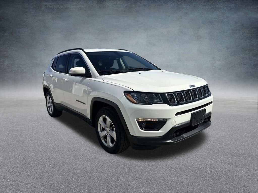 Used 2018 Jeep Compass Latitude image 35