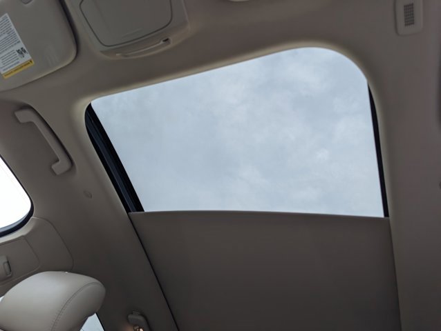 Used 2019 Lincoln Nautilus Reserve image 17