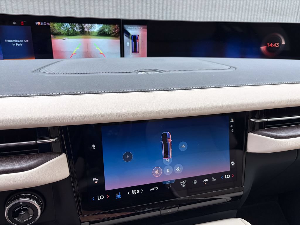 New 2027 Lincoln Navigator Reserve AWD/4WD image 47