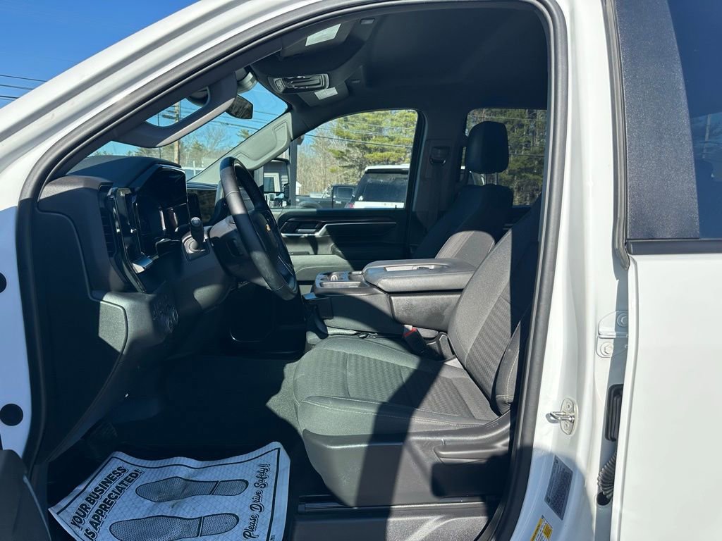 Used 2024 Chevrolet Silverado 2500 LT image 17