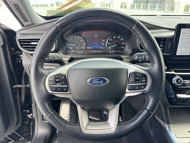 Used 2022 Ford Explorer Limited w/ Equipment Group 301A image 14