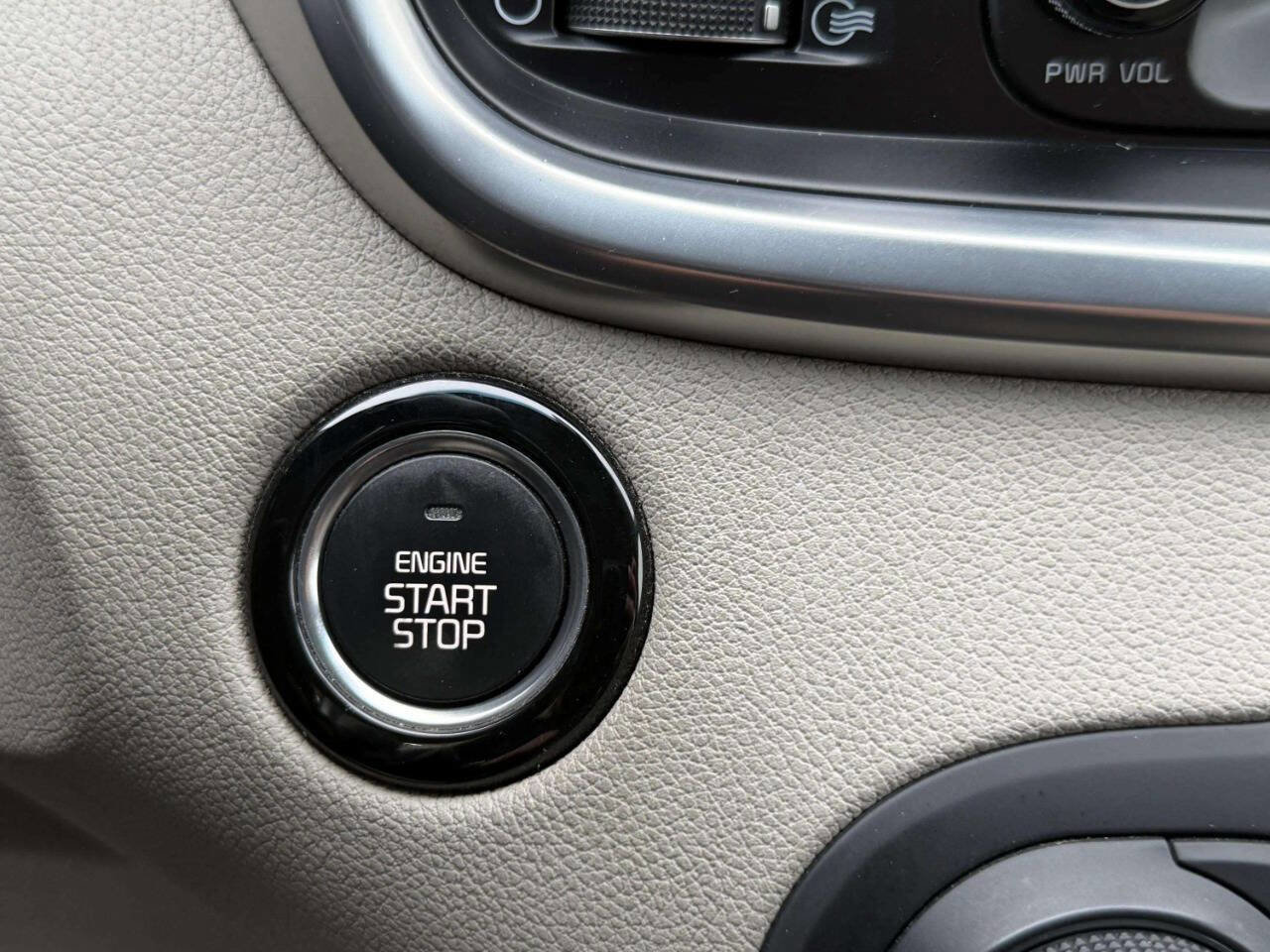 Used 2017 Kia Sorento EX w/ EX Premium Package image 27