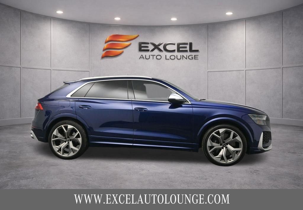 Used 2022 Audi RS Q8 w/ Luxury Package AWD/4WD image 9