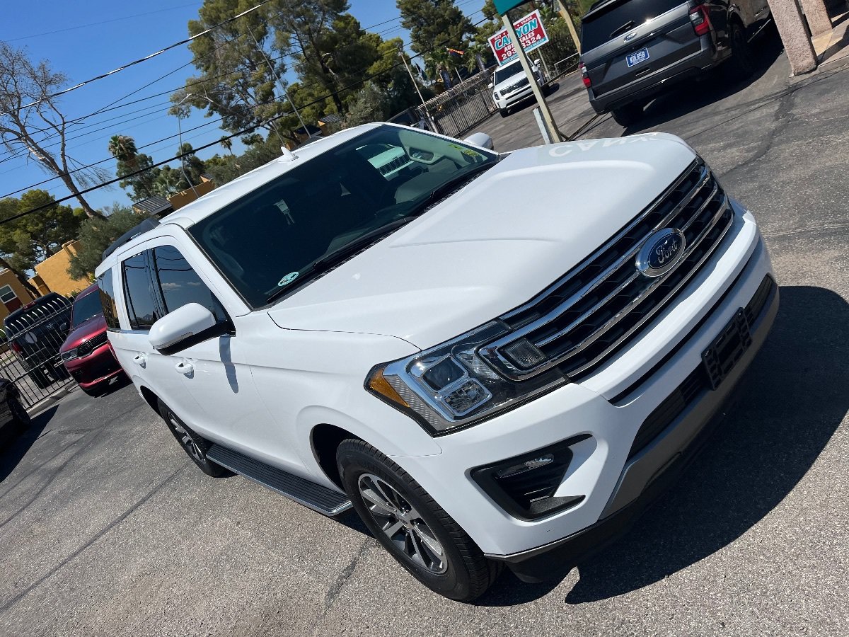 Used 2018 Ford Expedition XLT w/ Equipment Group 202A RWD image 50