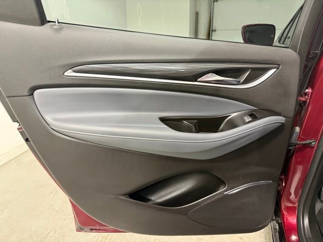 Used 2019 Buick Enclave Essence FWD image 23
