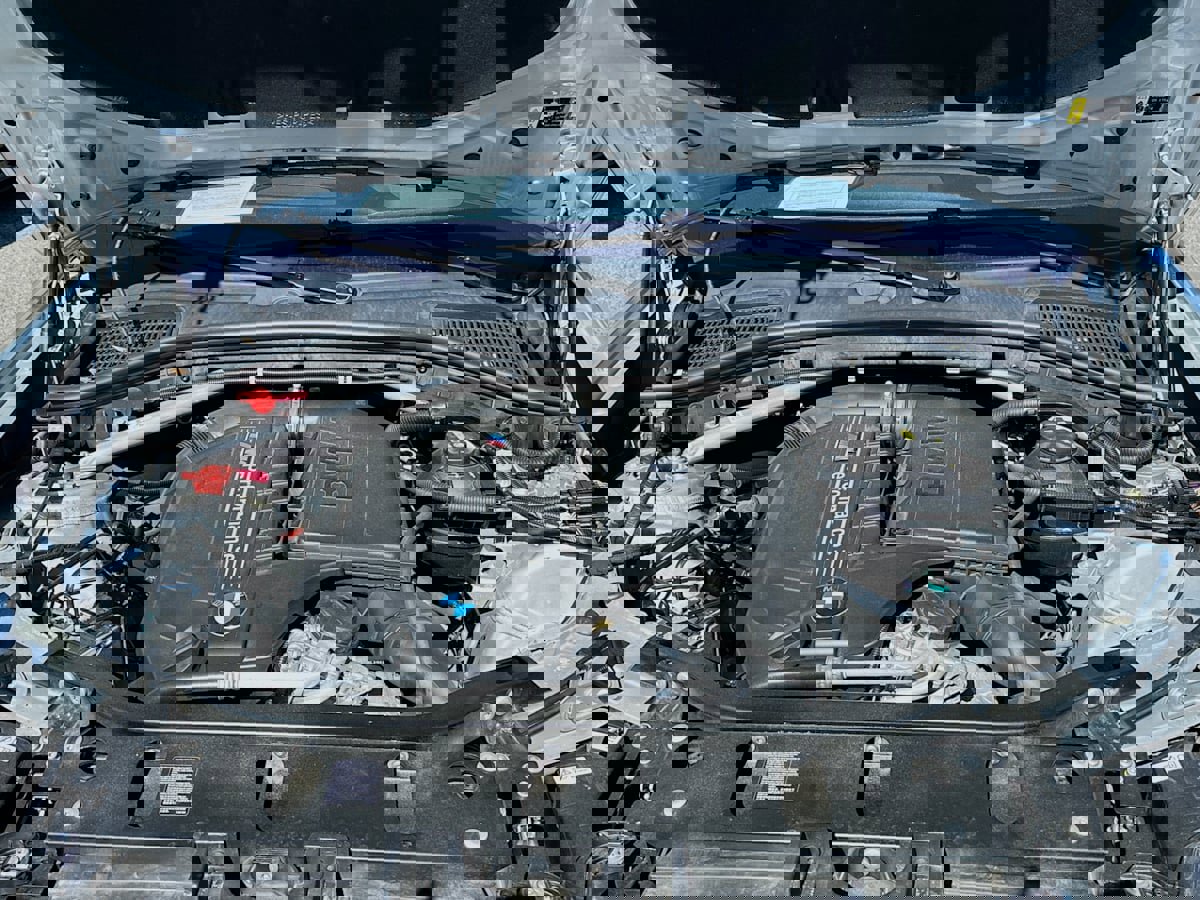 Used 2017 BMW X4 M40i image 32