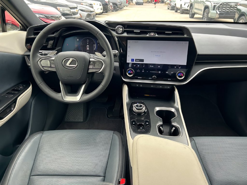 Used 2024 Lexus RZ 300e Premium FWD image 16