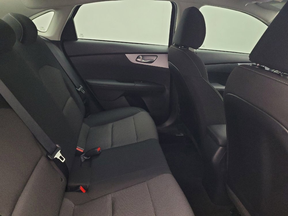 Used 2024 Kia Forte LX image 19