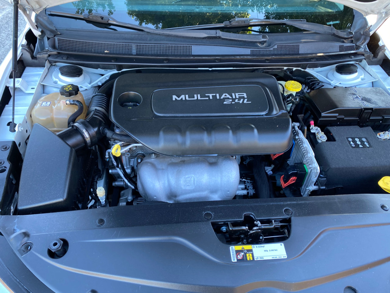 Used 2017 Chrysler 200 Limited Platinum image 14