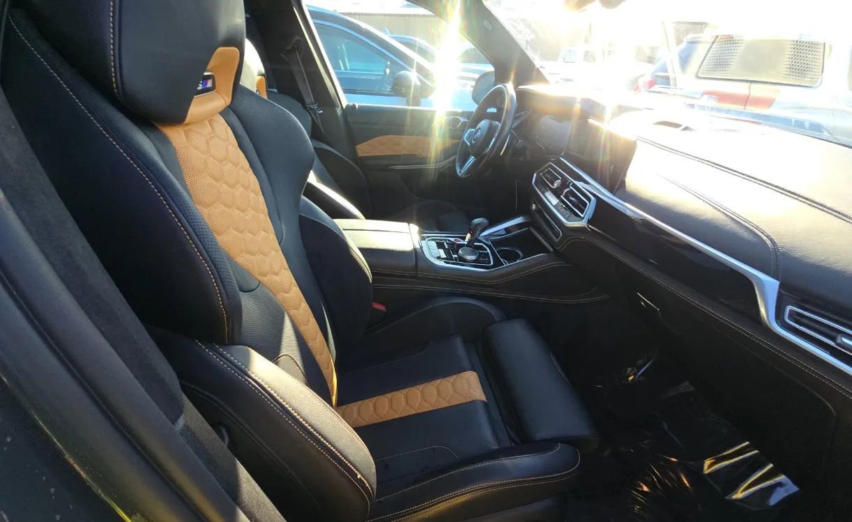 Used 2023 BMW X5 M w/ Competition Package AWD/4WD image 4