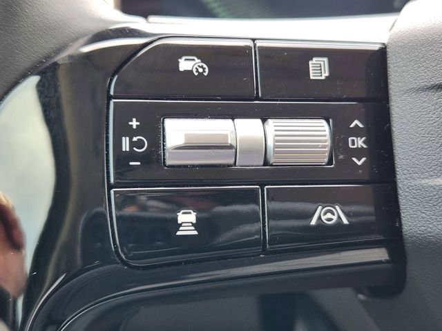 Certified 2026 Kia Sorento LX FWD image 28