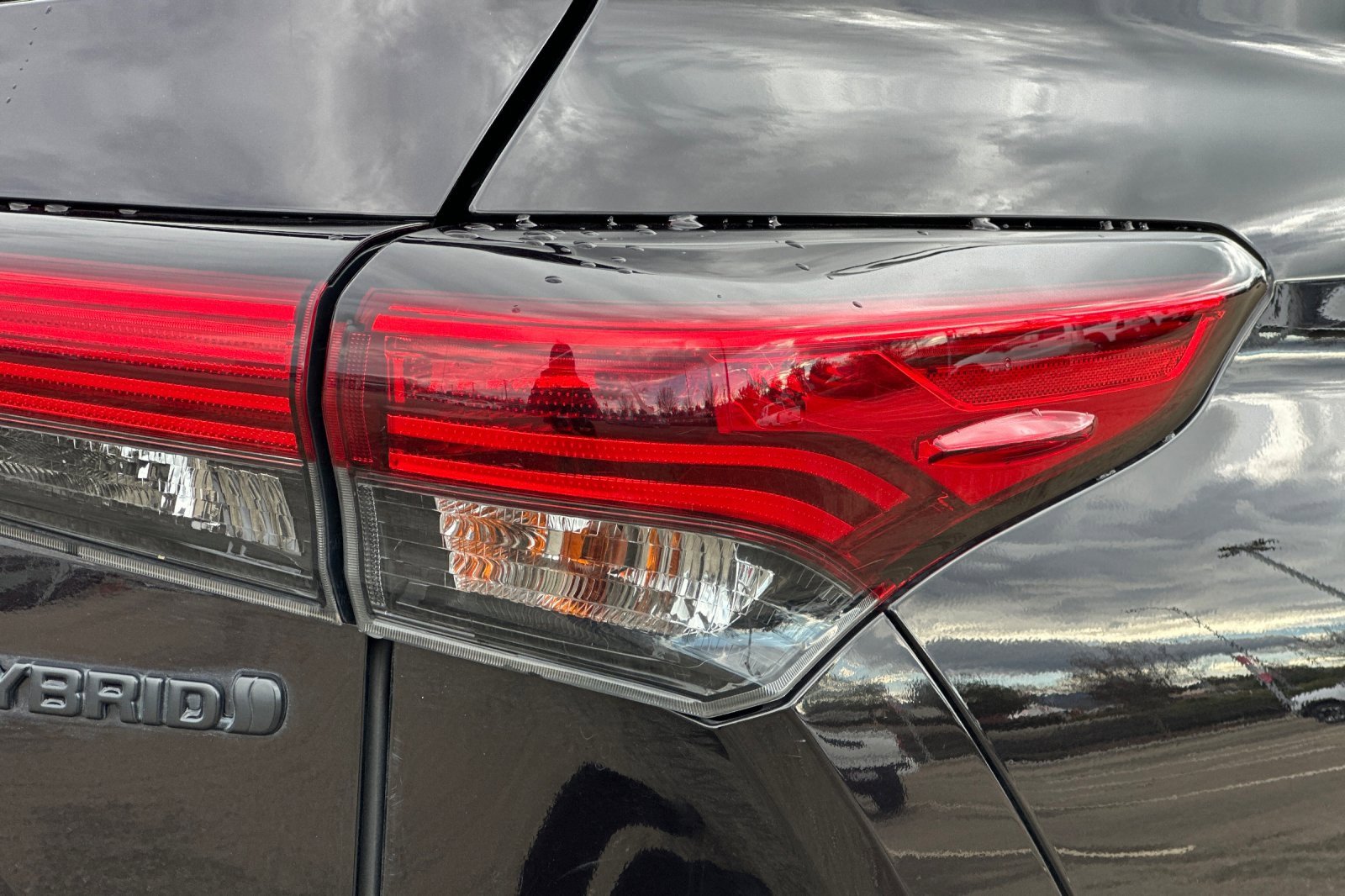 Used 2021 Toyota Highlander LE image 48