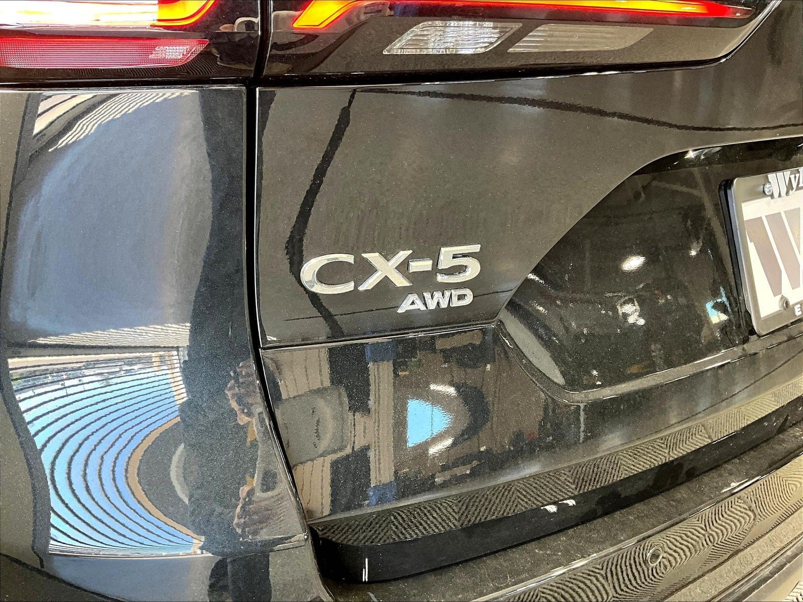 New 2026 MAZDA CX-5 2.5 S w/ Premium Package AWD/4WD image 14