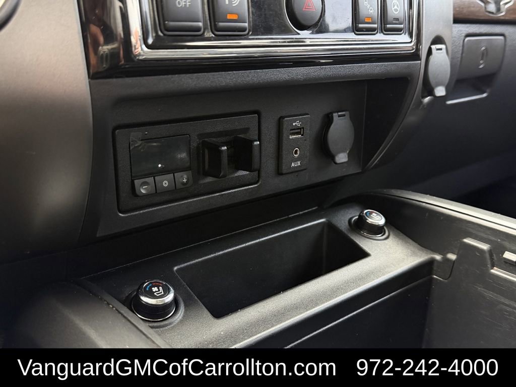 Used 2016 Nissan Titan Platinum Reserve RWD image 22