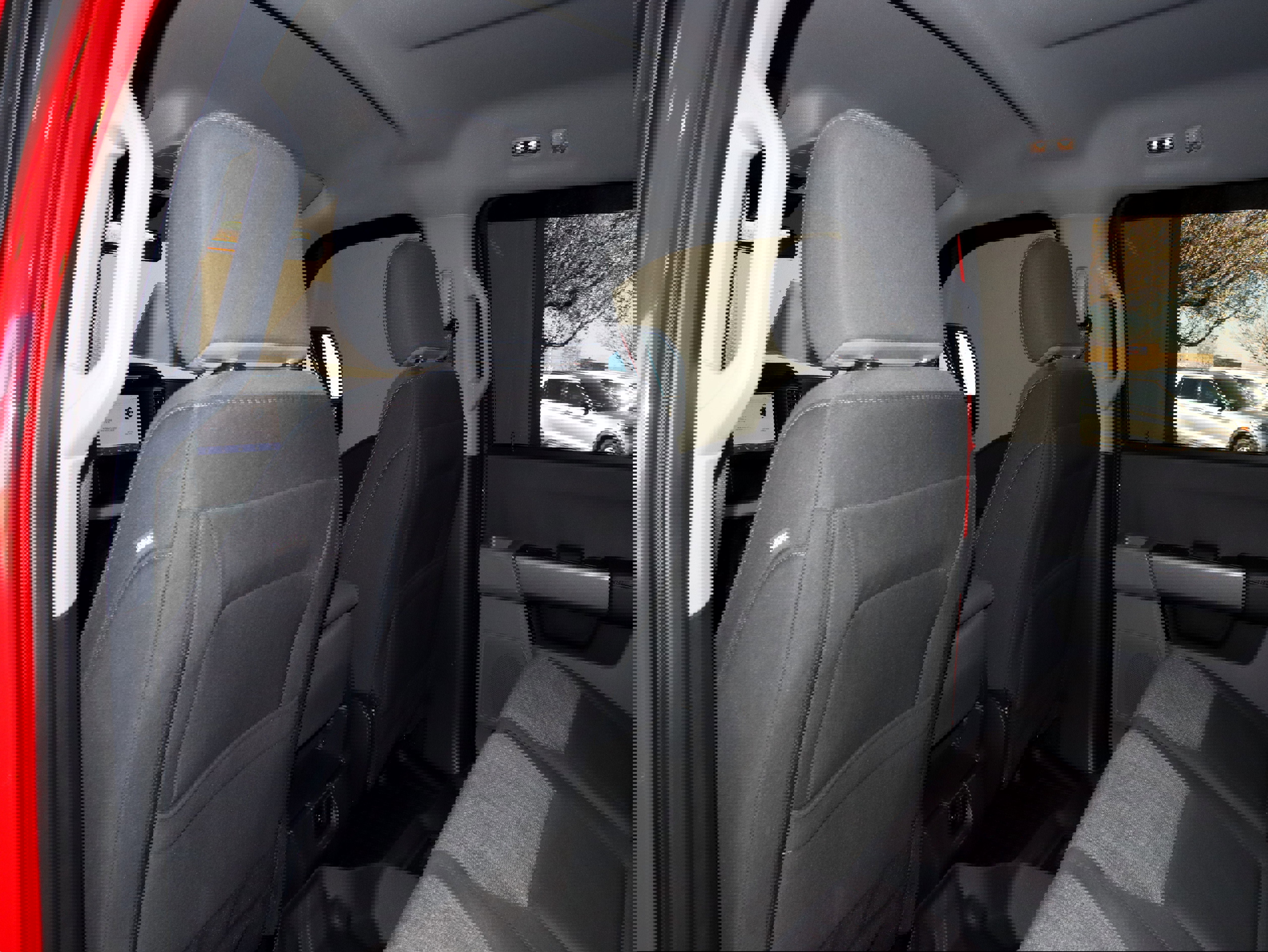 Used 2023 Ford F550 4x4 Crew Cab Super Duty image 31