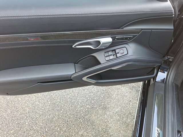 Certified 2019 Porsche 911 Turbo S image 20