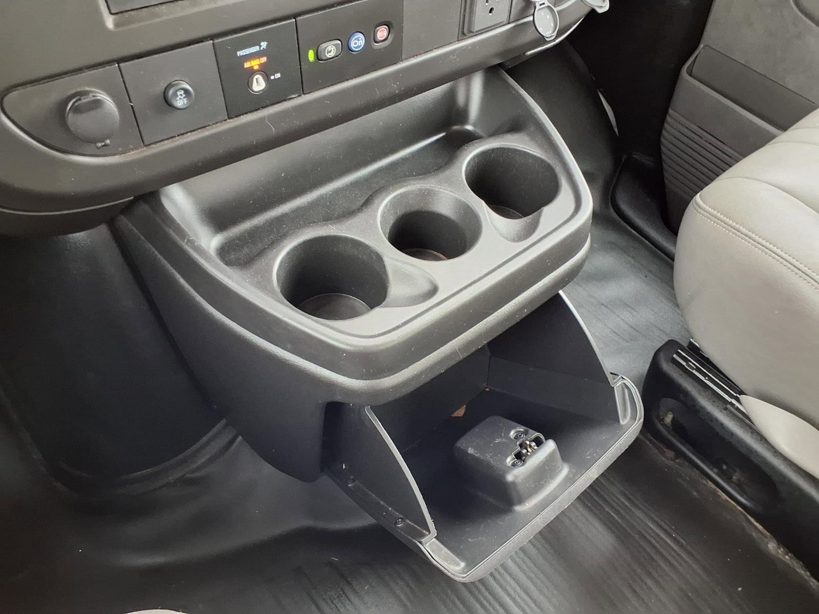 Used 2021 Chevrolet Express 3500 Work Van w/ Power Convenience Package image 19