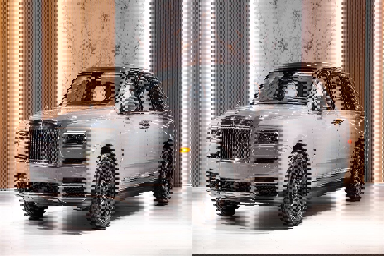 Used 2023 Rolls-Royce Cullinan w/ Cullinan Package