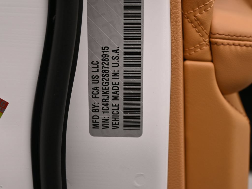 New 2025 Jeep Grand Cherokee L Summit AWD/4WD image 23