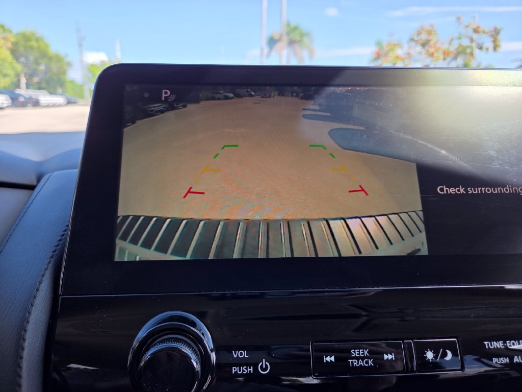 Used 2021 Nissan Armada SV RWD image 39