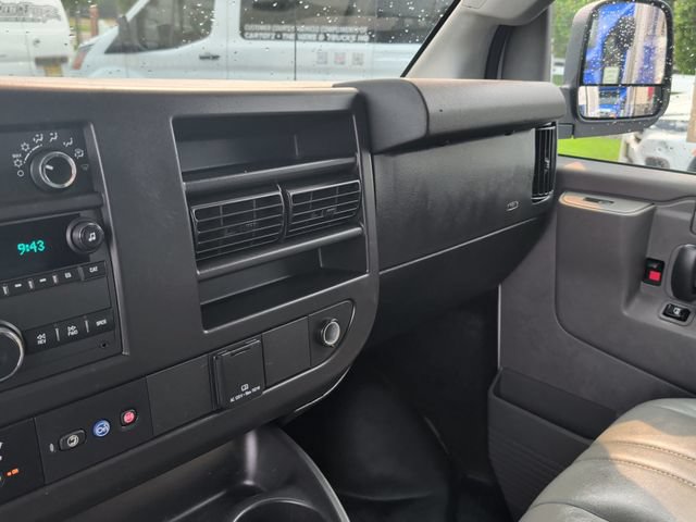 Used 2021 Chevrolet Express 2500 RWD image 15