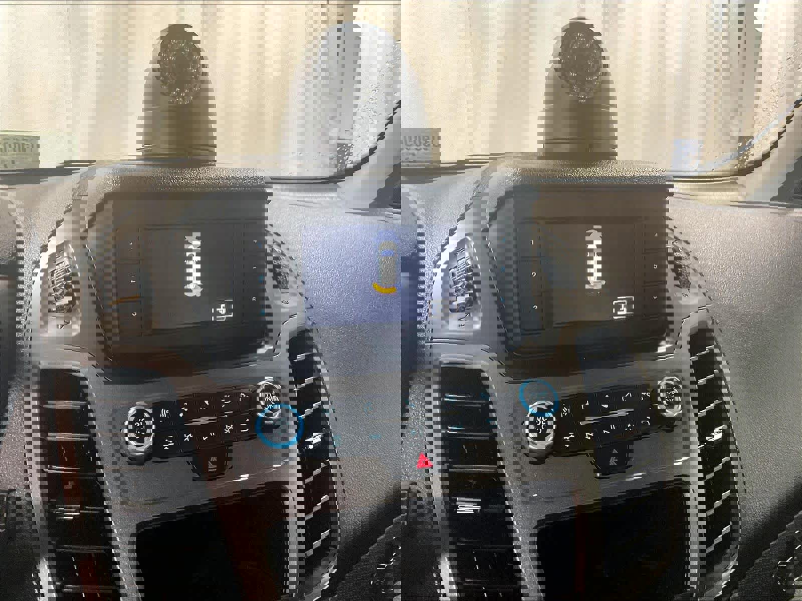 Used 2020 Ford Transit Connect XL image 19