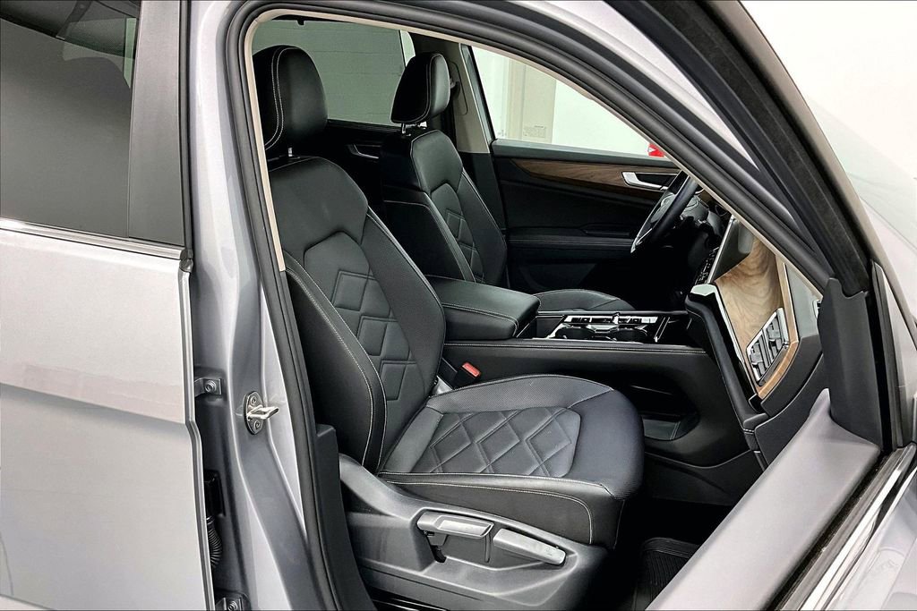 Used 2025 Volkswagen Atlas SE AWD/4WD image 10