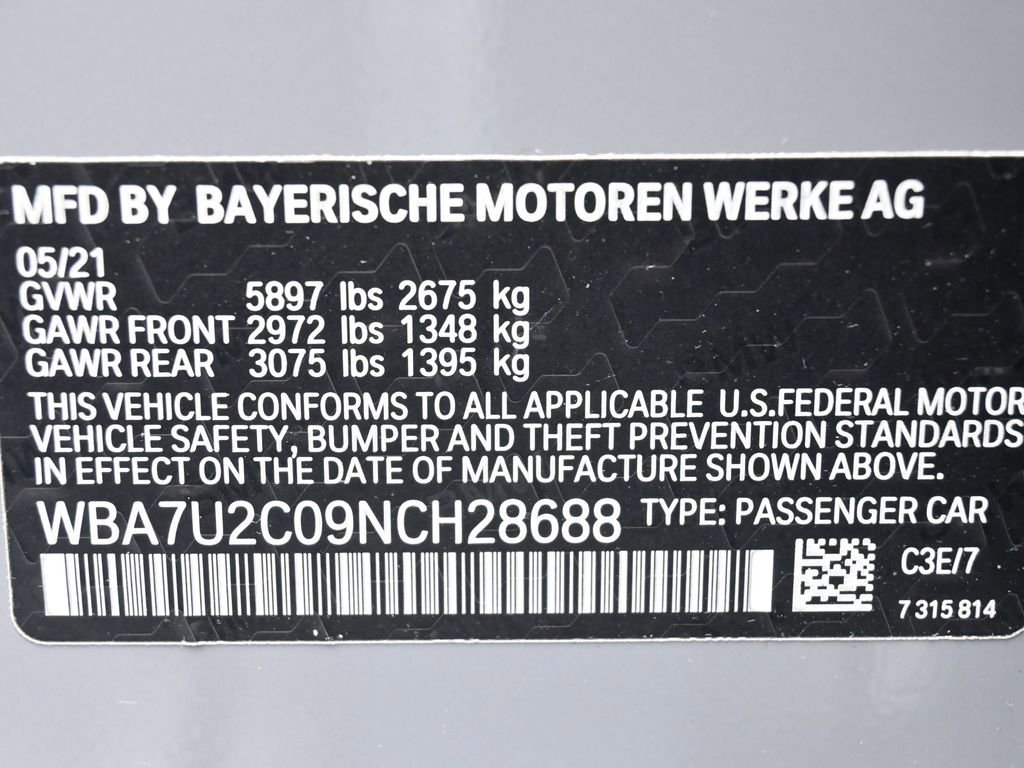 Used 2022 BMW 750i xDrive w/ Executive Package image 28