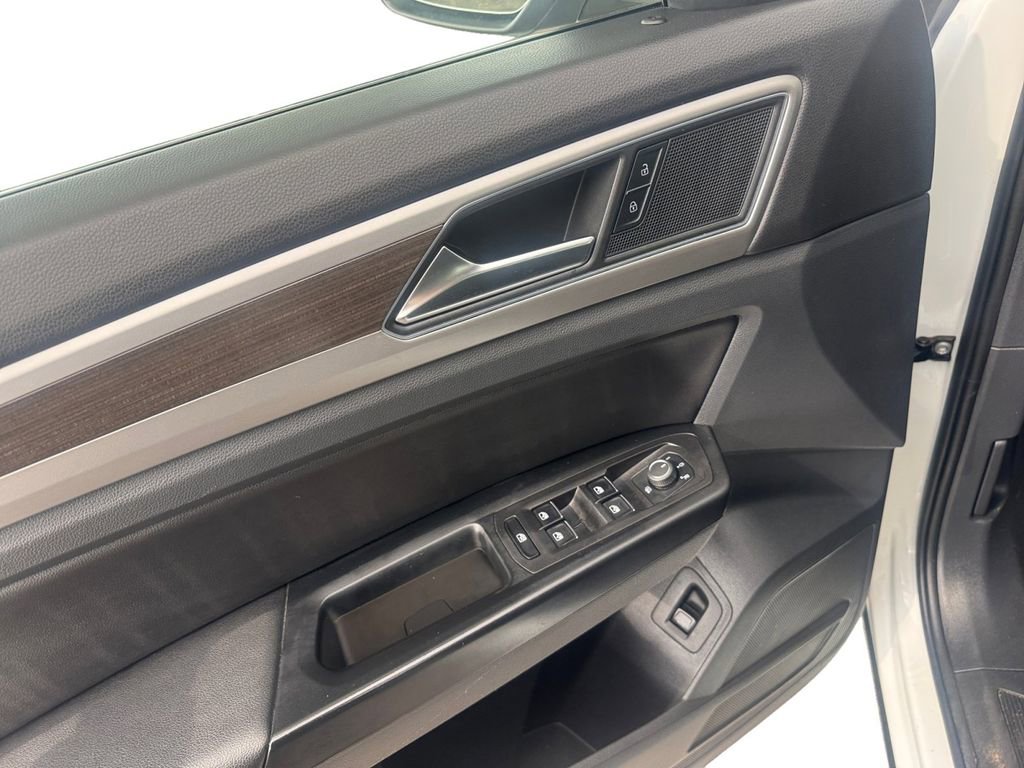 Used 2019 Volkswagen Atlas SE image 20